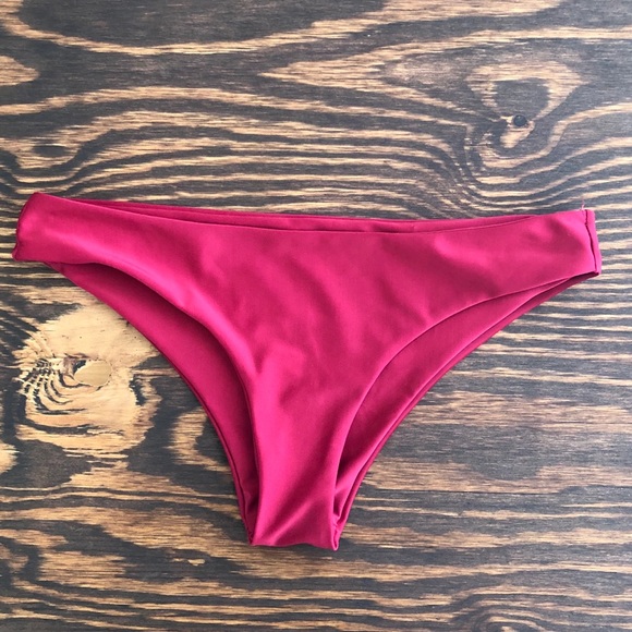 Bikini Bundle🌴☀️ - Picture 5 of 6